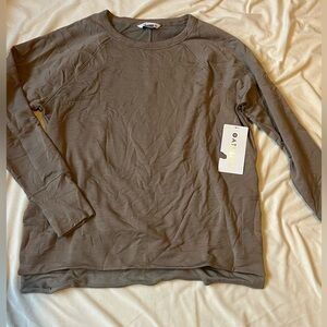 Athleta Women’s Long Sleeve Crewneck Shirt